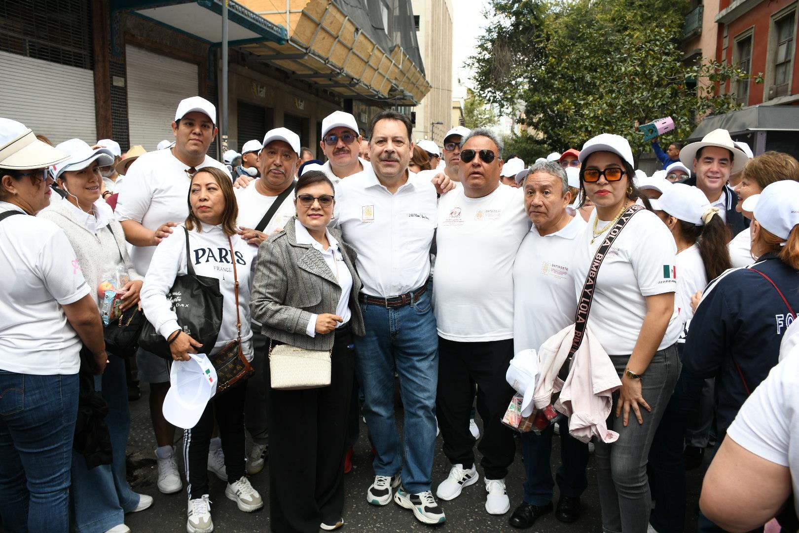 Asamblea informativa de la presidenta Claudia Sheinbaum Pardo en el Zócalo de la Ciudad de México 